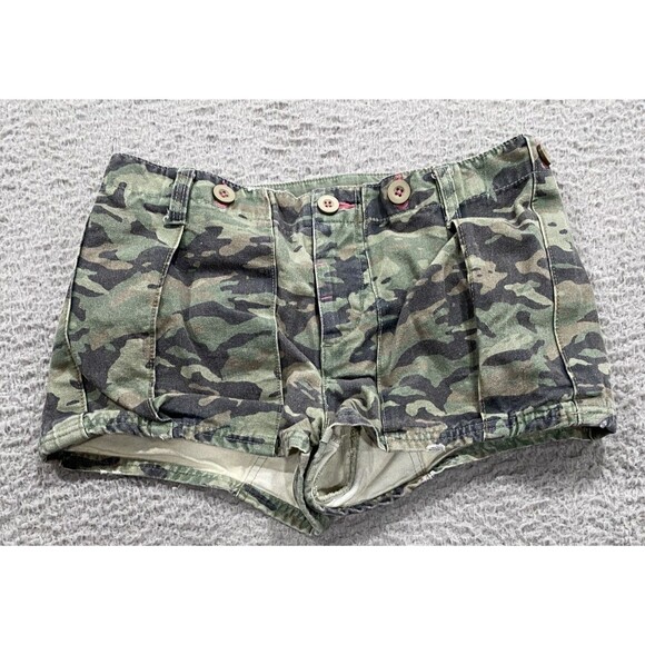 Free People Pants - Free People Shorts Womens Size 6 Camo Button Fly Denim Pockets Shorties